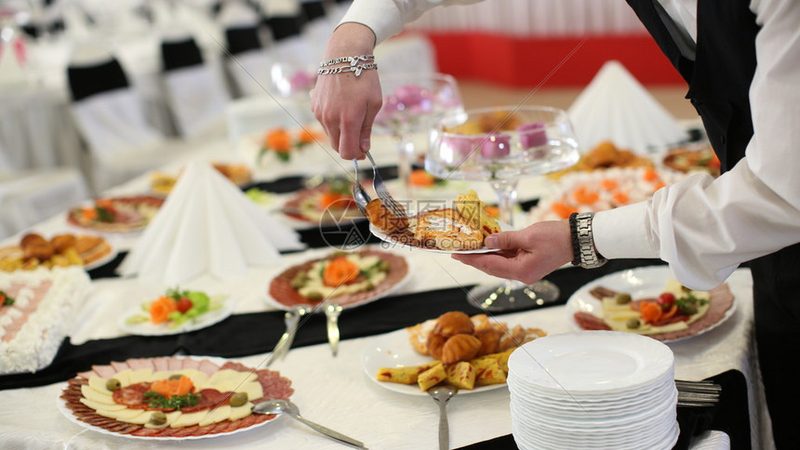 预制菜盒材质定制：揭秘食品安全与环保的双重保障